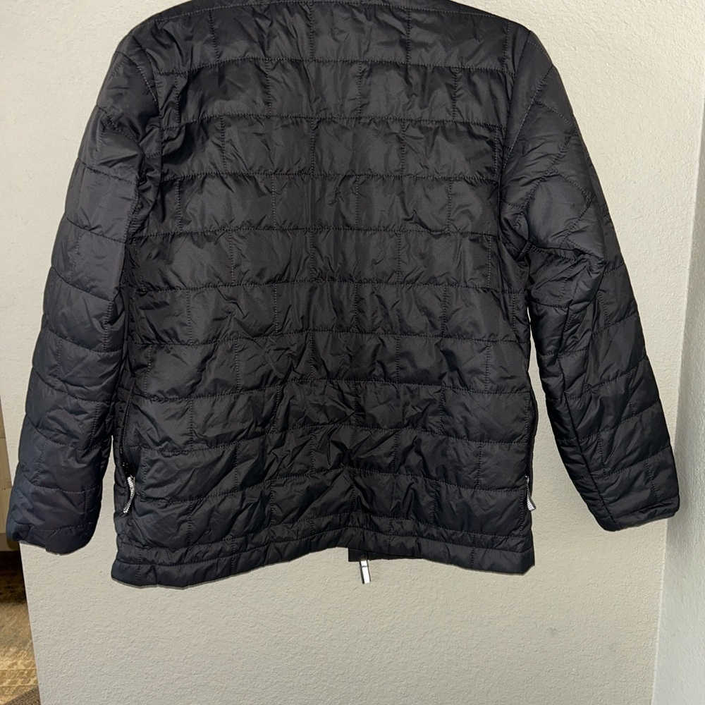 Patagonia Boys Black Quilted Jacket - Picture 2 of 4